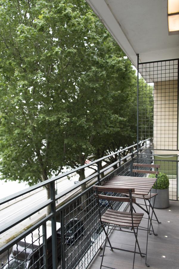 Veeve - By The Riverbank Paris Exterior photo